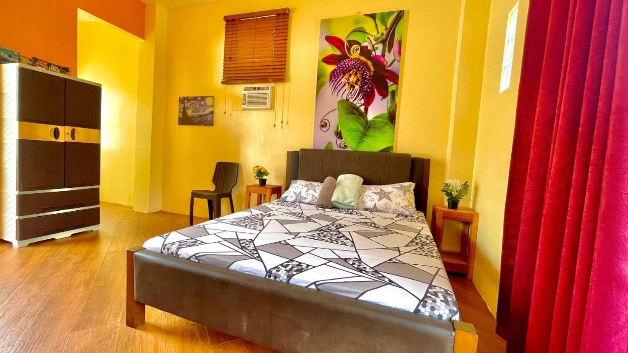 Blue Moon Guesthouse Puerto Princesa Kültér fotó