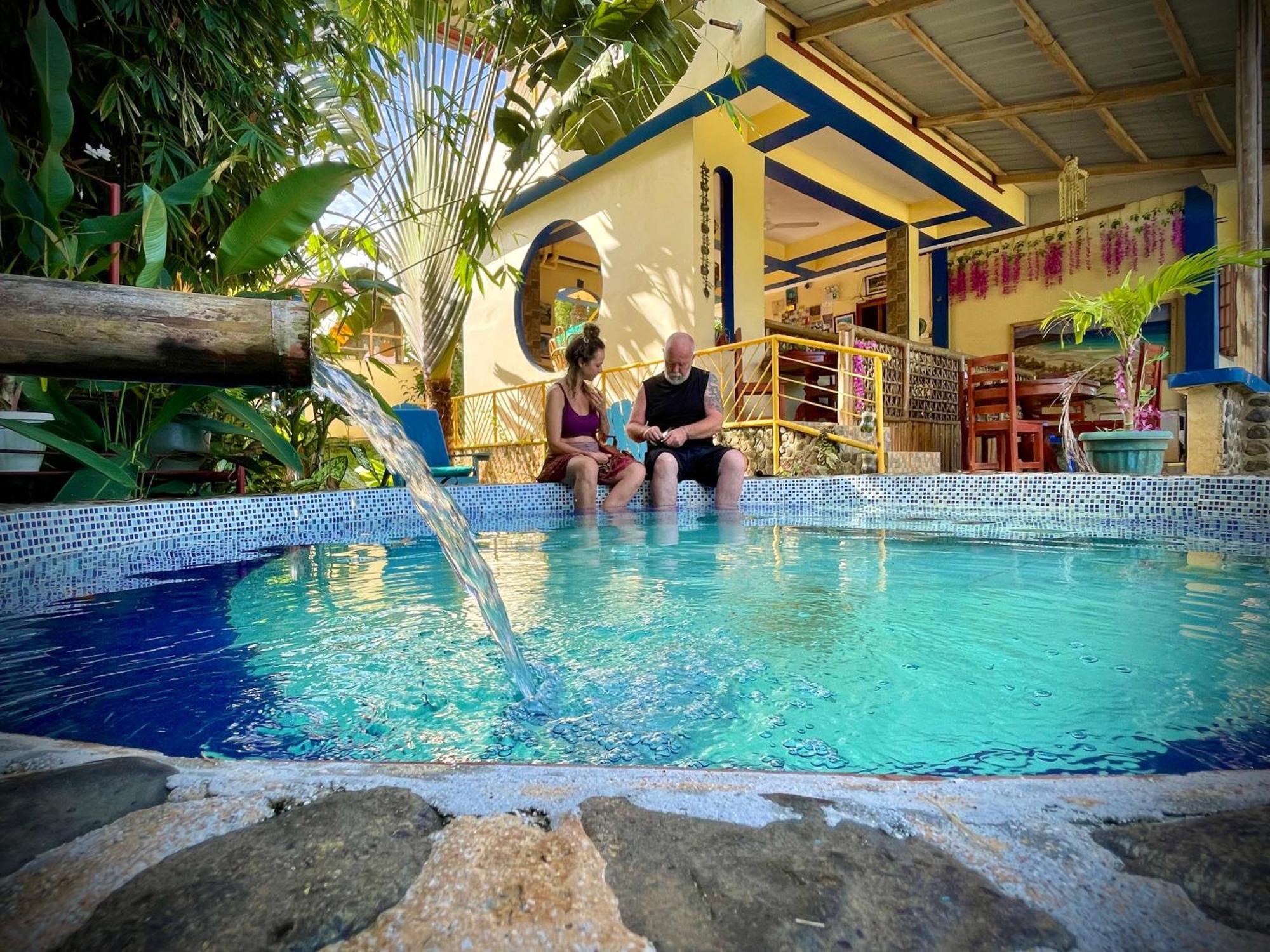 Blue Moon Guesthouse Puerto Princesa Kültér fotó